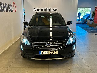 Volvo XC60 D4 AWD Classic Summum Pano/Drag/Skinn/Dvärm/SoV