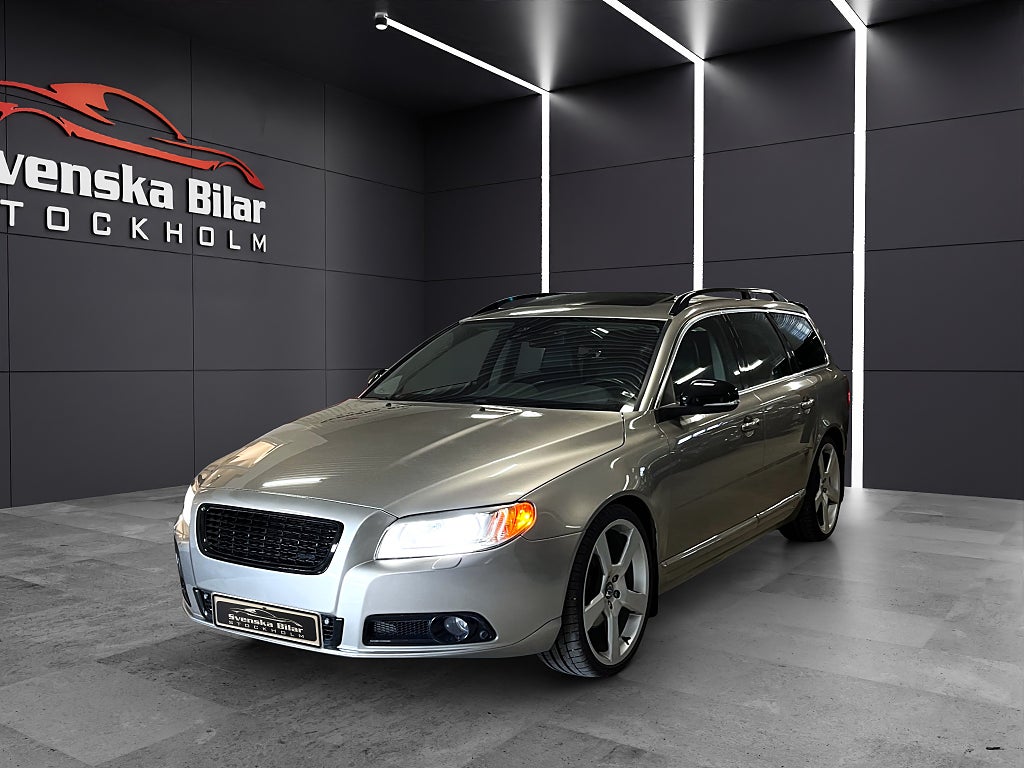 Volvo V70 D2 Geartronic Momentum /TAKLUCKA/NAVI/DRAG/SKINN