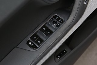 Halvkombi Polestar 2 17 av 30
