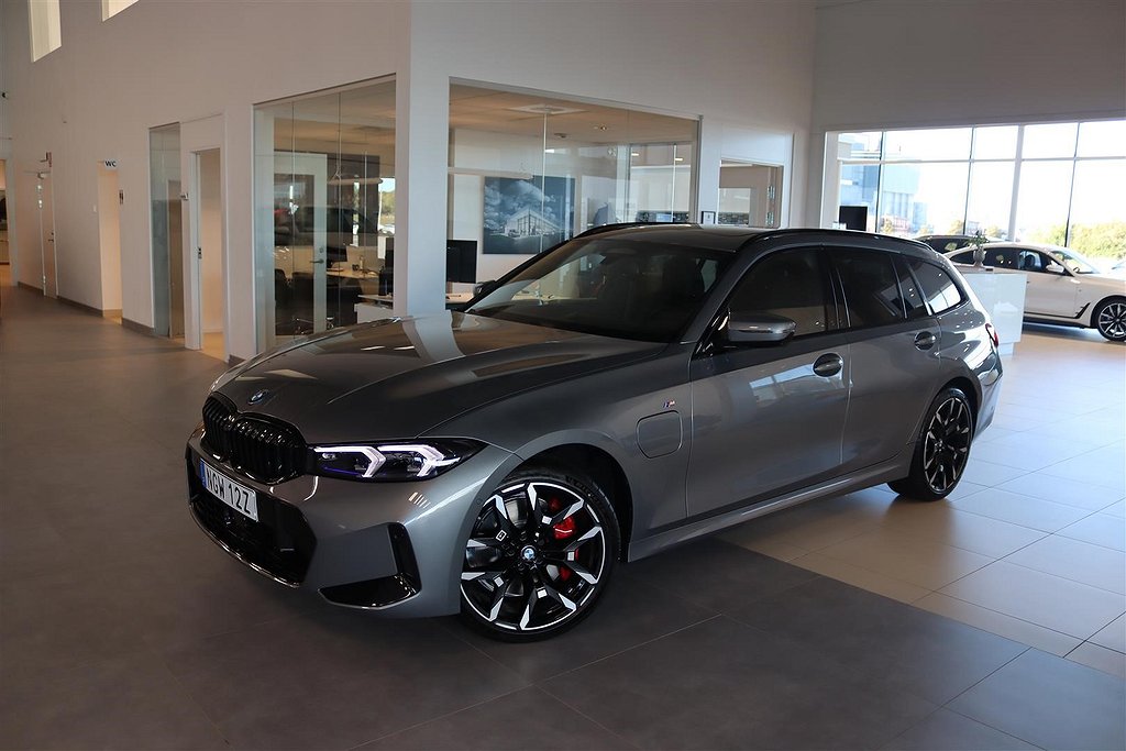 BMW 330e 3-serie xDrive Touring LCI II M-Sport Business Launch Edt Panora