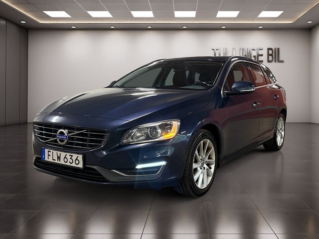 Volvo V60 D2 Automat Momentum VOC Värmare Rattvärme Kamrem-Bytt