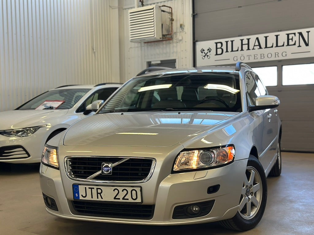 Volvo V50 1.8(125hk)Momentum 2Brukare Drag M-värmare Nyservad