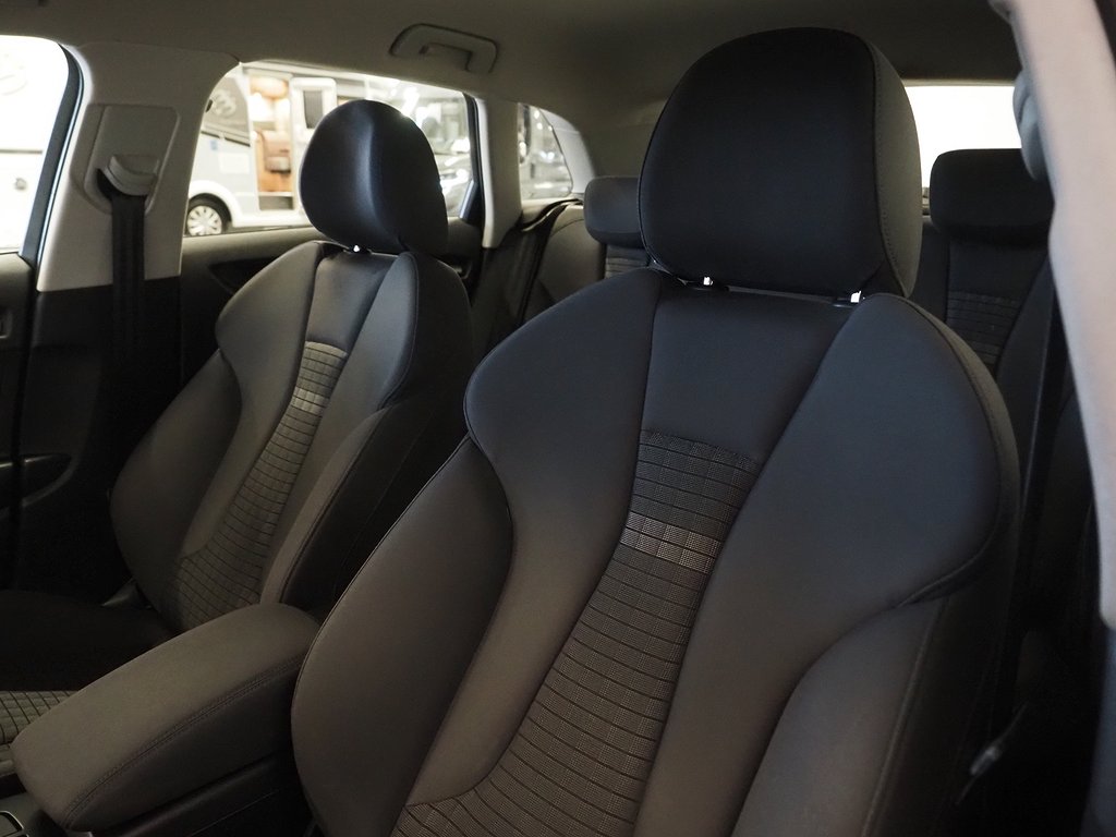 Audi A3 Sportback 2.0 TDI quattro 184hk S Tronic Navi Drag 2015