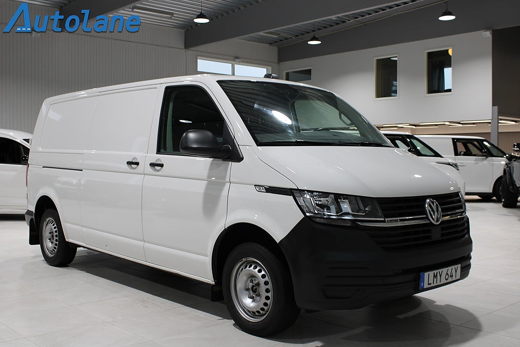 Volkswagen Transporter T32 2.0 TDI SCR 4Motion Värmare,Dragkrok,Carplay 150
