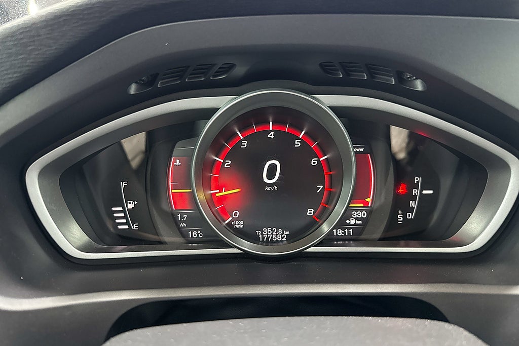 Volvo V40 2018