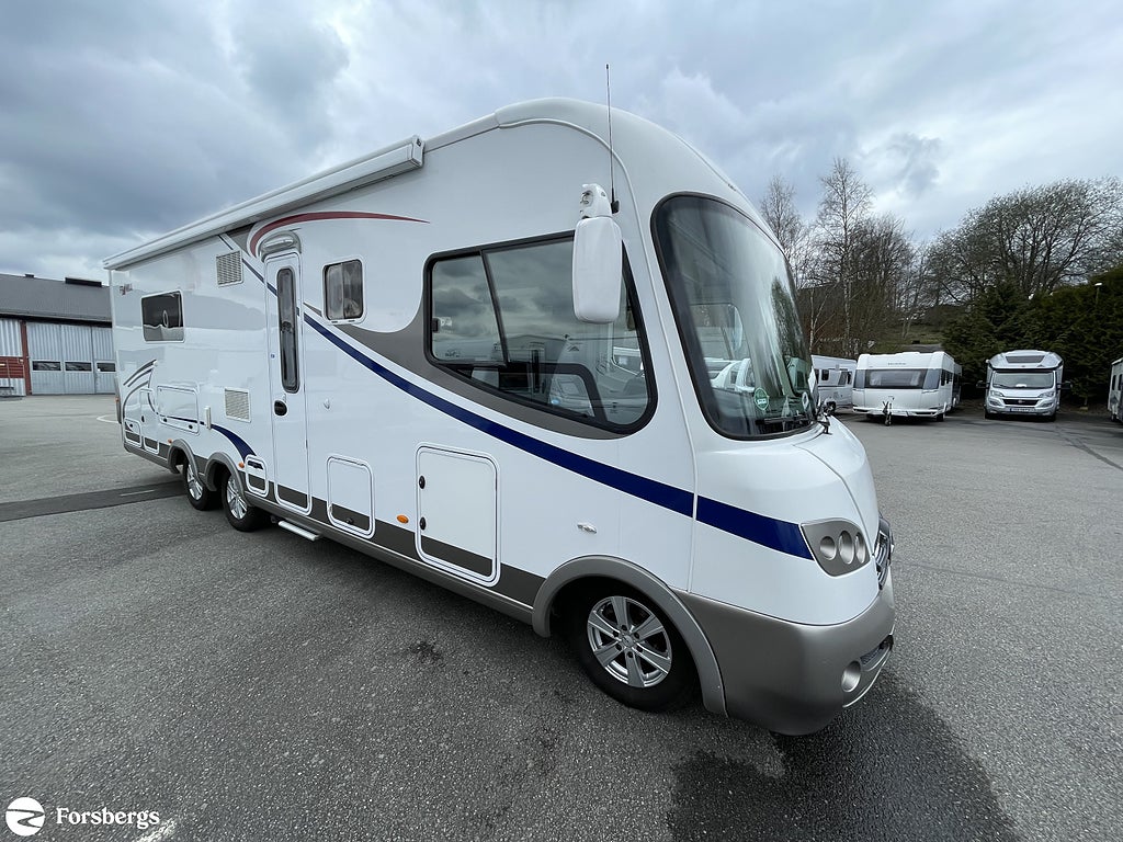 Frankia *LUXURY CLASS (I 8400) / Alde / AC-bodel / Stort badrum