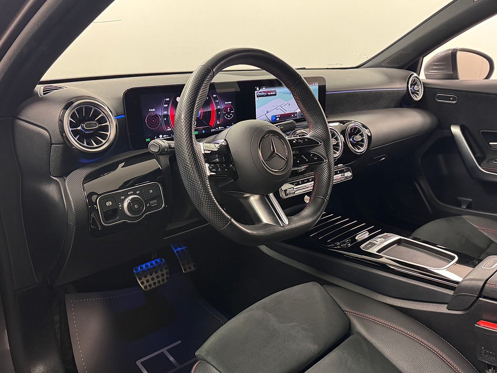 Mercedes-Benz A 2023 - miniatyr 6