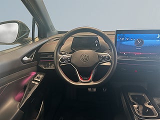 Volkswagen ID.5 GTX AWD MOMS Massage Drag Pvärme Cockpit 360°kamera S&V – bild 9