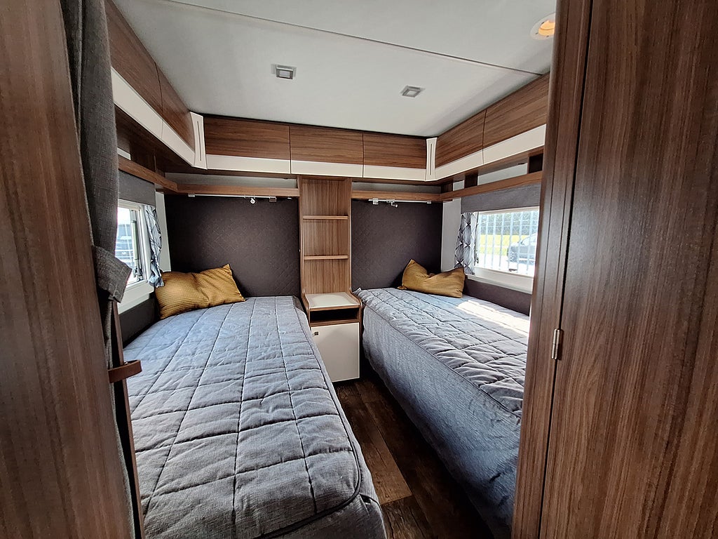 Polar Edition 620 LB VK Långbädd, Solcell, Nytt Tält
