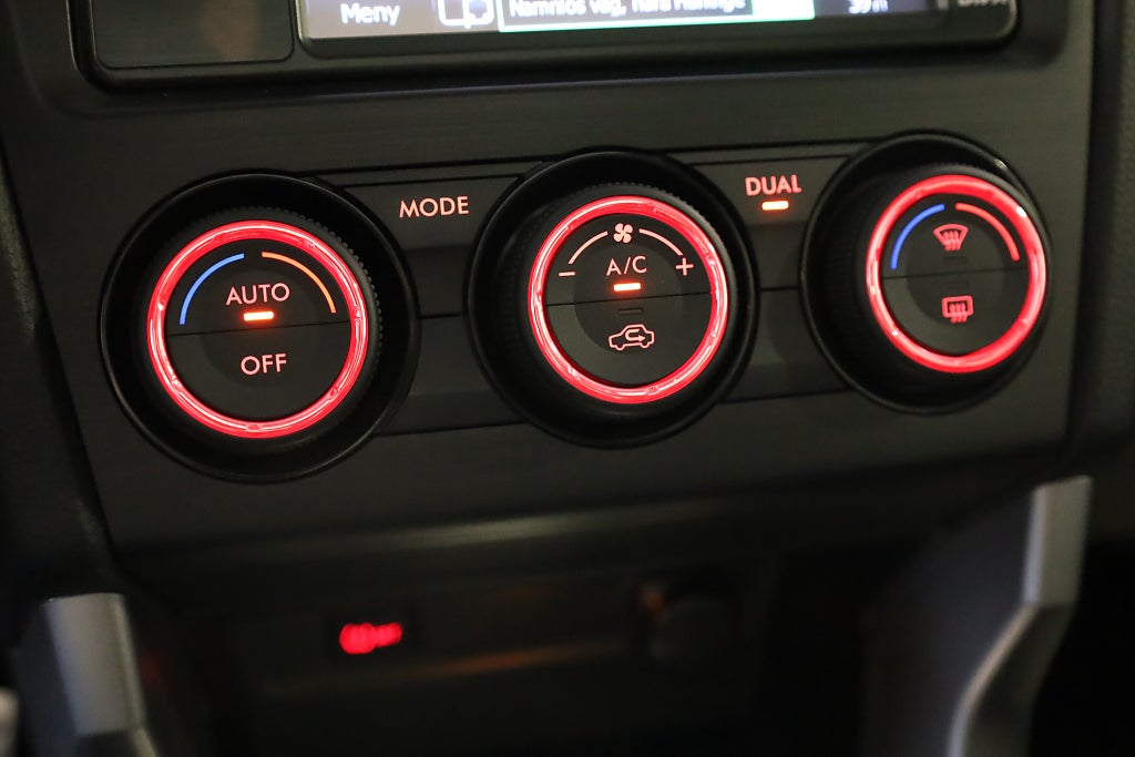 Subaru Forester 2.0 4WD XT 241HK Drag M-Värme H&K Navi Kamera Panorama 2014