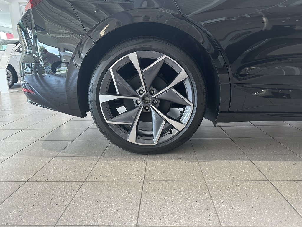 Skoda Enyaq Coupé IV RS 82 KW 2023, bild 5/45