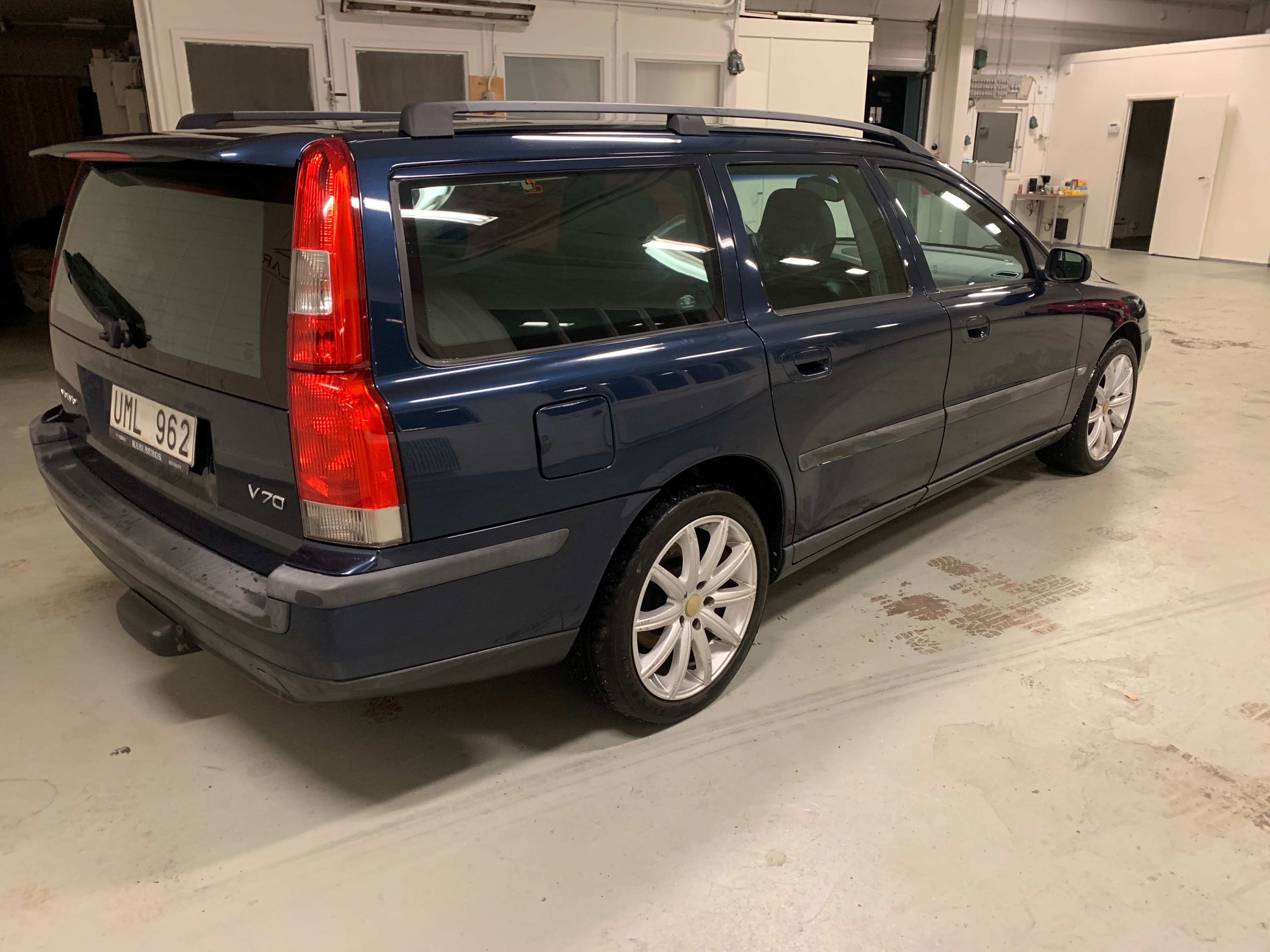 Volvo V70 2.4 140hk 2004, photo 6/43