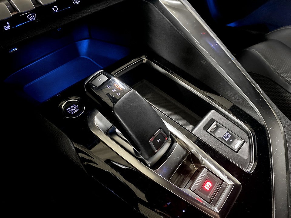 Bild på Peugeot 3008 GT 1.2 PT 130hk Aut - B-KAMERA,CARPLAY,NAV