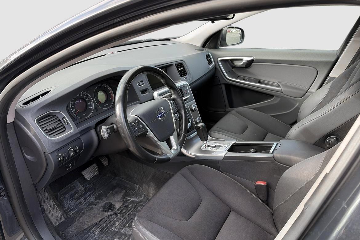 Volvo S60 D3 Momentum 163 hk automat 2011, kuva 7/10