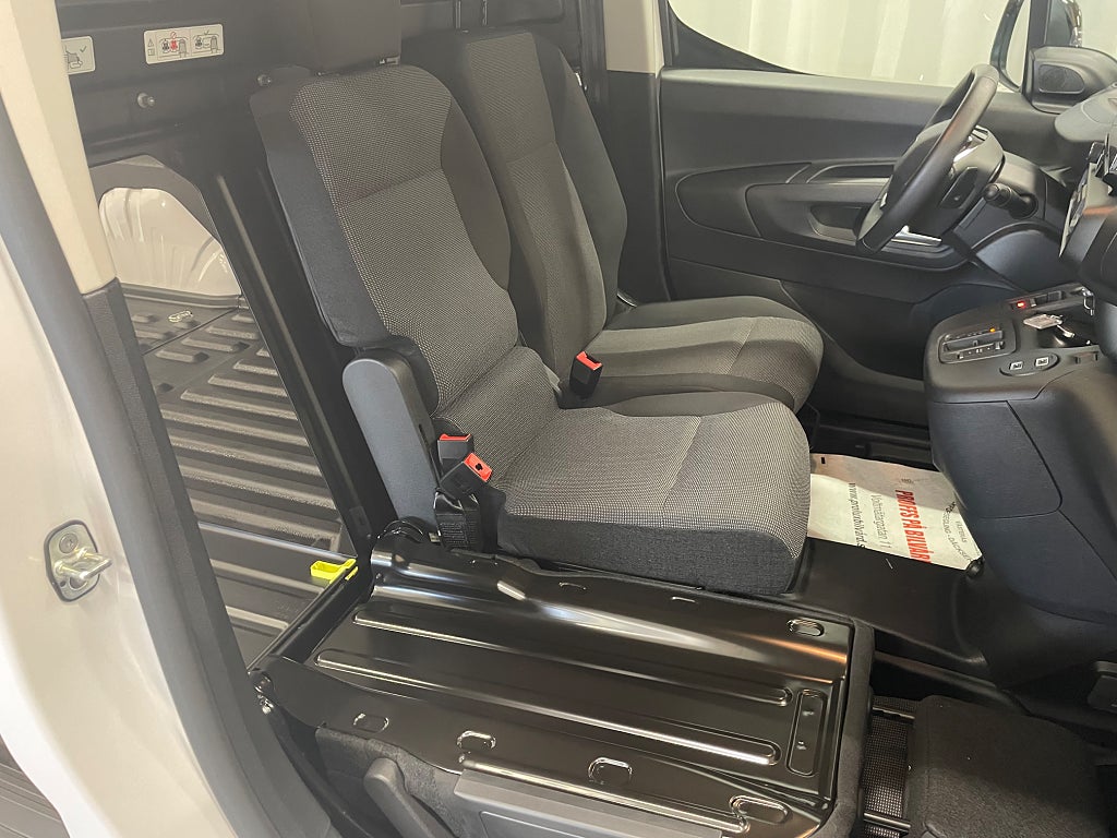 Peugeot Partner Plus L2 1.5 BHDi 130 Aut Drag/Kamera/GPS/Keyless  thumbnail