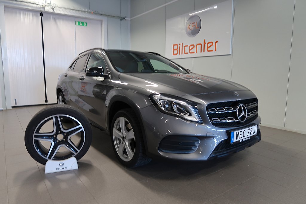 Mercedes-Benz GLA 220 4M AMG *Ränta3,99%* Drag-Pano-Kam 