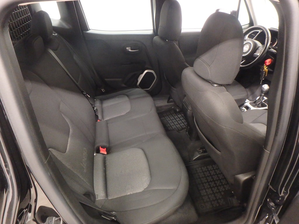Jeep Renegade 2015 - miniatyr 13