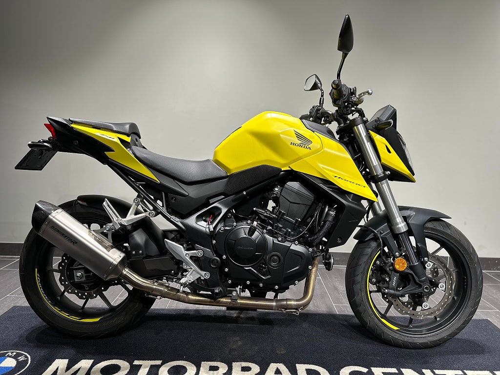 Honda CB750 Hornet / Helsystem/ Handtagsvärme /Quickshifter /Räntefri