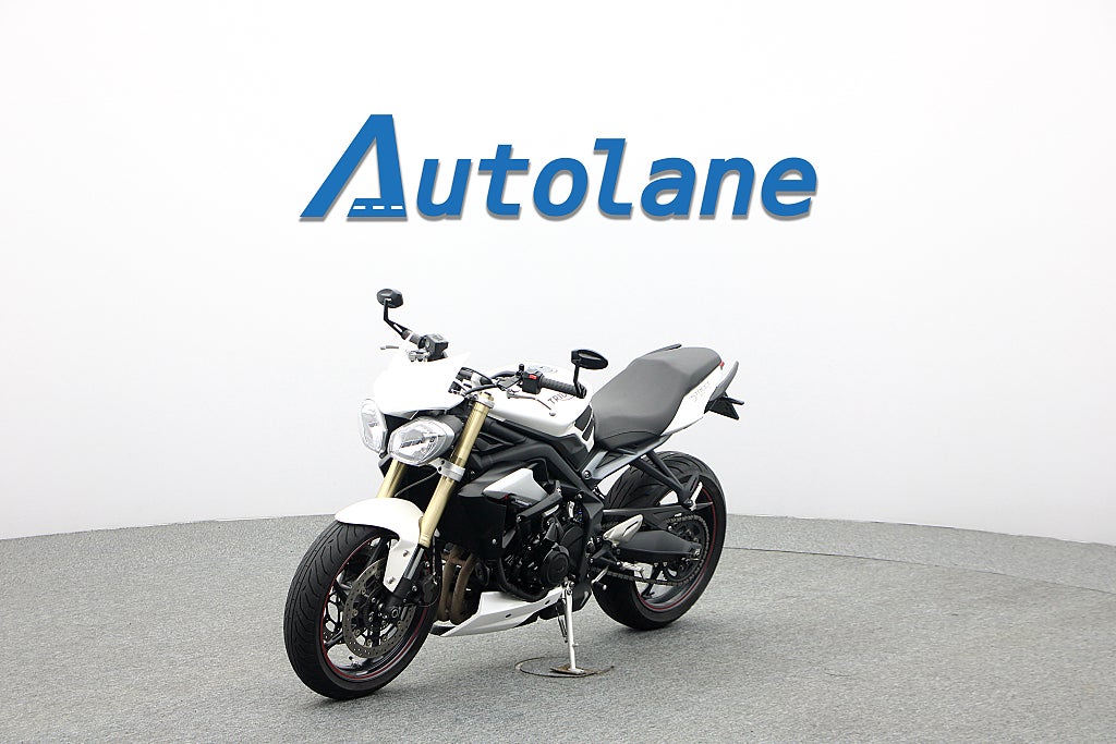 Triumph Street triple *Nyservad