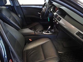 Kombi BMW 520i 11 av 22