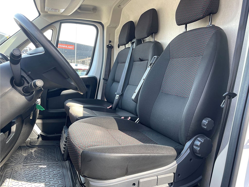 Bild på Peugeot Boxer PRO+ 2.2 BHDi 140hk L3H2 - DRAG,LÅGA MIL, B-KAMERA