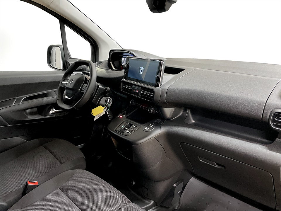Bild på Peugeot Partner *EXTRA UTRUSTAD* 130hk AT8 L2 - DEMO