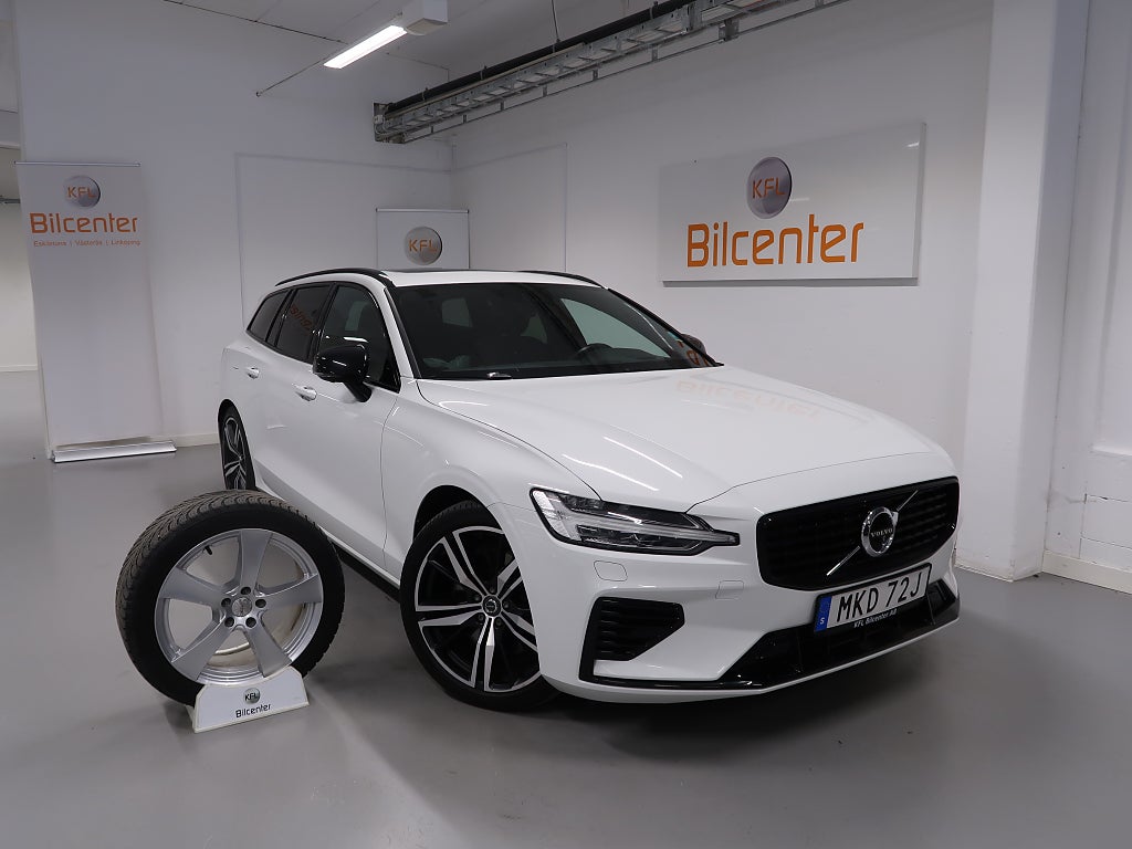 Volvo V60 Recharge T6 AWD R-Design V-Däck ingår 360°-H/K-HUD-Pano