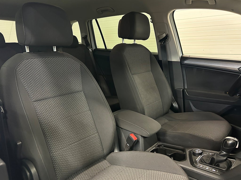 Volkswagen Tiguan Allspace TDI 150hk 4M DSG |D-värm|Drag|