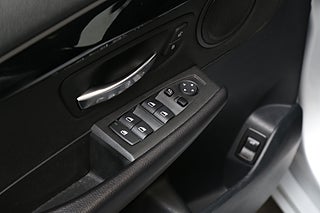 Minibuss BMW 218i 15 av 26