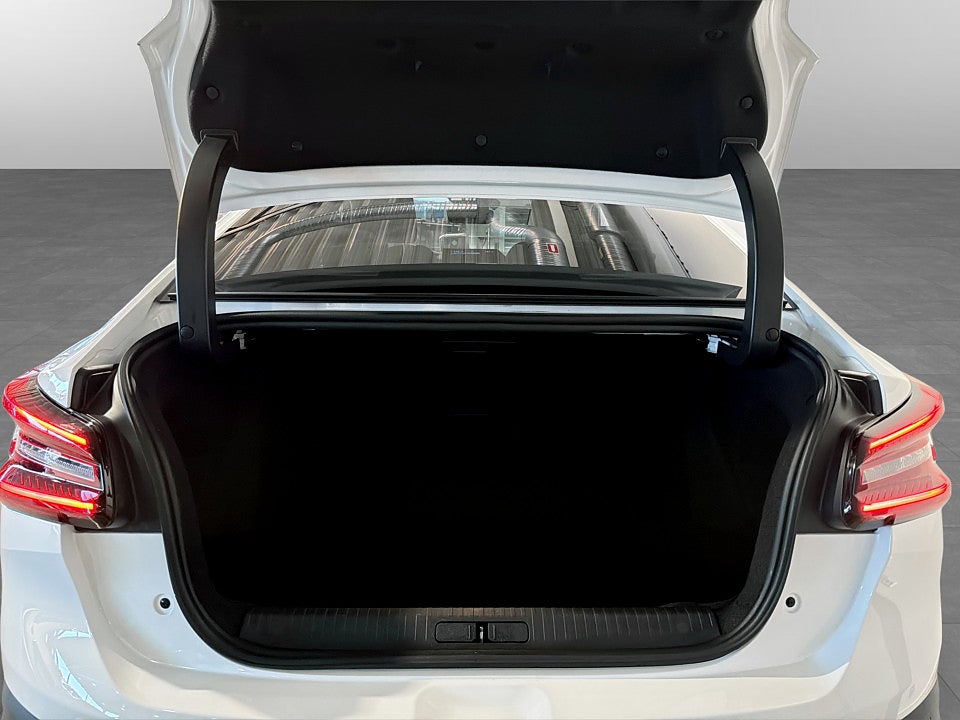 Bild på Citroën C4-X Shine 1.2 PT 130hk Aut B-KAMERA RATTVÄRME