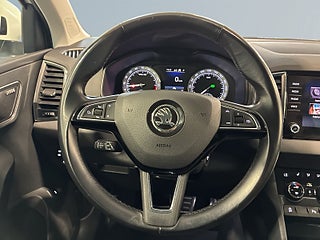 Skoda Karoq 2.0 TDI 4×4 Style Drag Värmare Kamera Skinn Psens S&V – bild 15