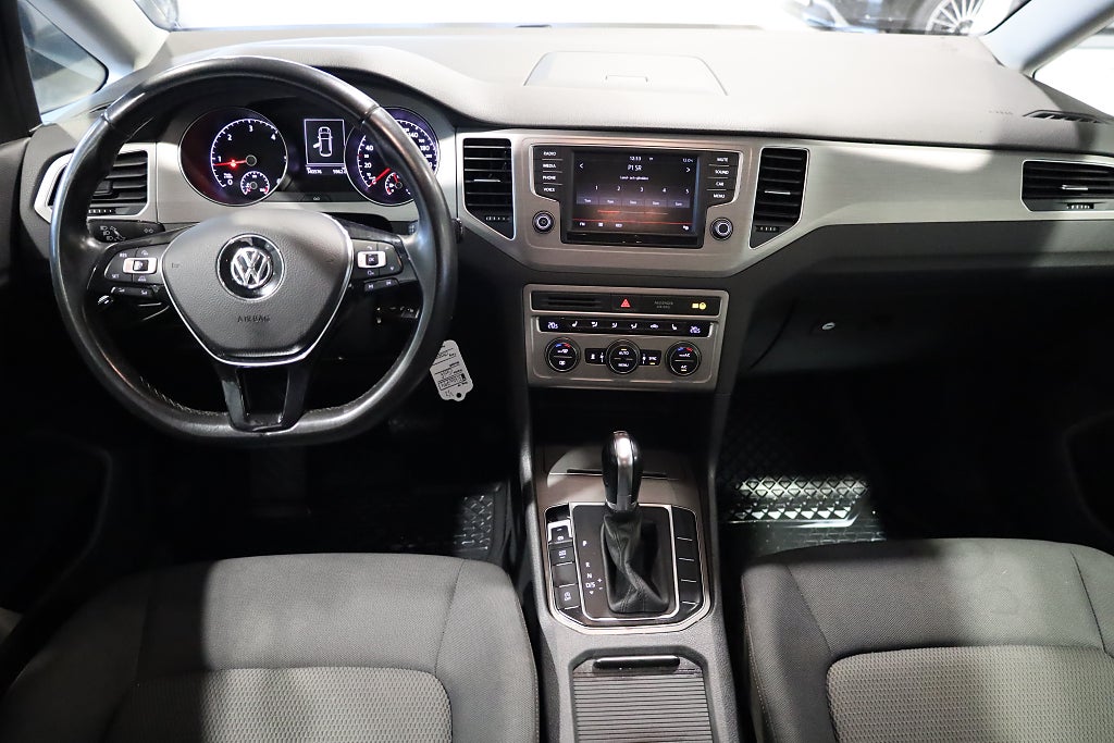 Volkswagen Golf Sportsvan 1.6 TDI AUT Värmare Carplay 2016