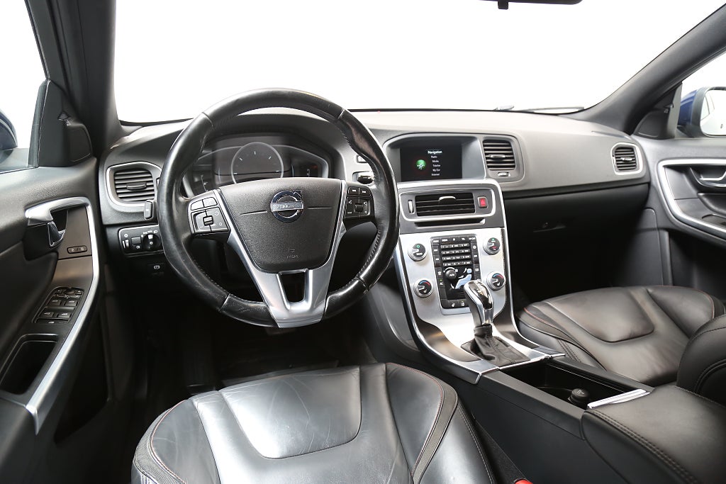 Volvo V60 D4 181hk Ocean Race Business E AWD Aut Skinn Drag 2015