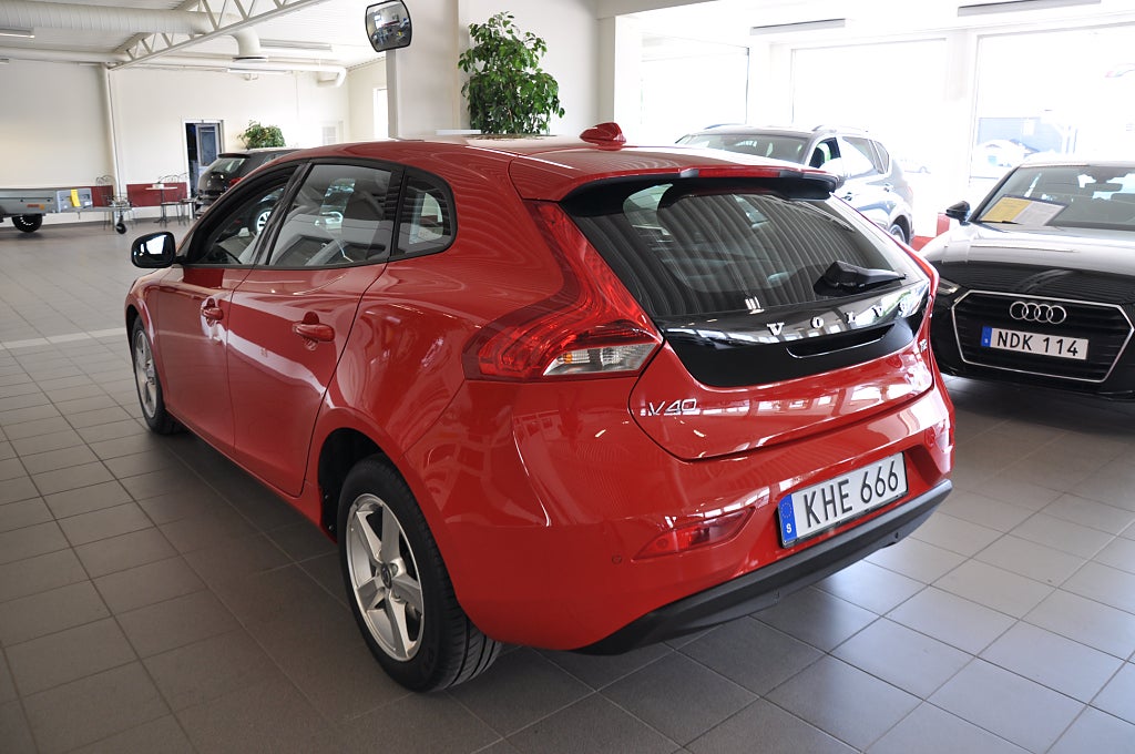 Volvo V40 2017 - miniatyr 7