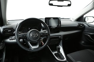 Halvkombi Toyota Yaris 13 av 23