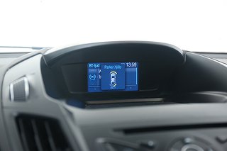 SUV Ford Kuga 16 av 19