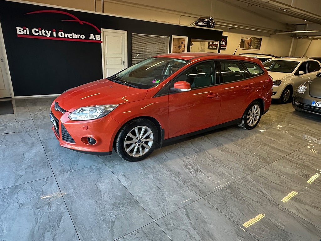 Ford Focus 1.6 TDCi (115hk) / 2-Ägare / Drag / Nyservad & Besiktad