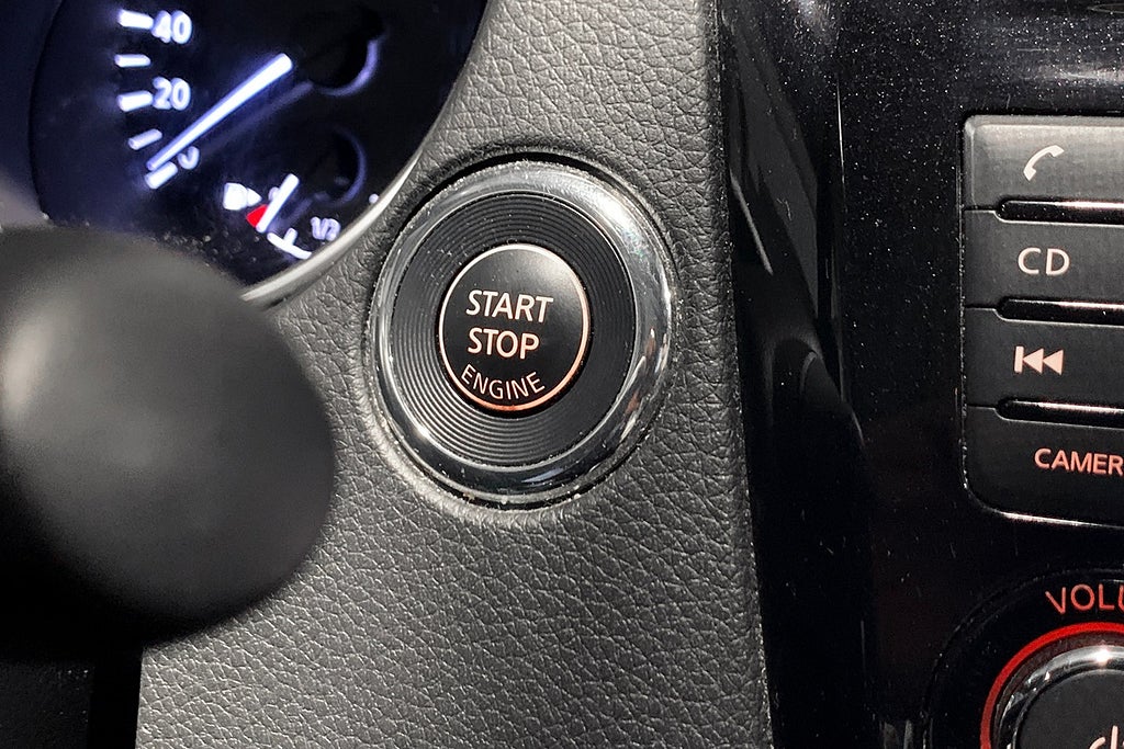 Nissan Qashqai 1.2 | TEKNA  DESIGN| 1 Ägare | Motorvärmare 2018