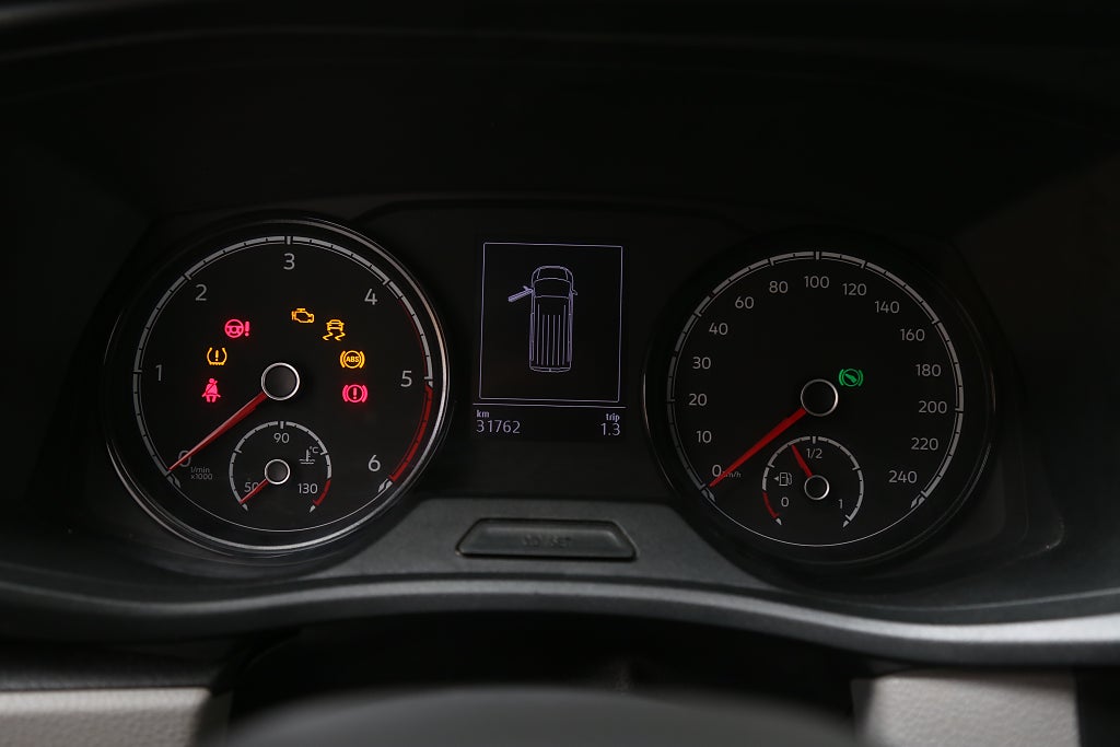 Volkswagen Transporter T30 2,0 TDI 150hk SCR Skåp DSG Värmare Drag Leasbar 2024