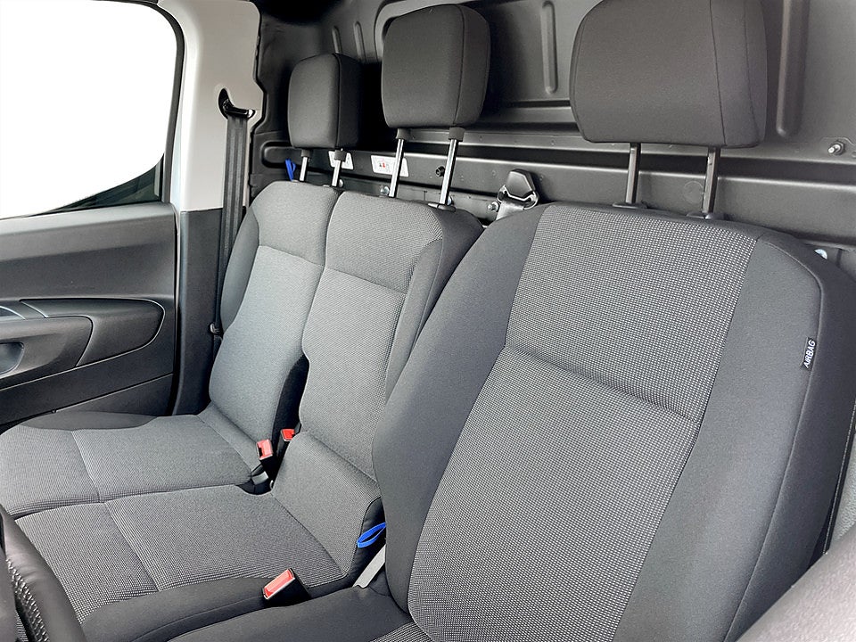 Bild på Opel Combo Elite+ 130hk Aut L2 - EDITION! VÄRMARE & DRAGKROK INGÅR