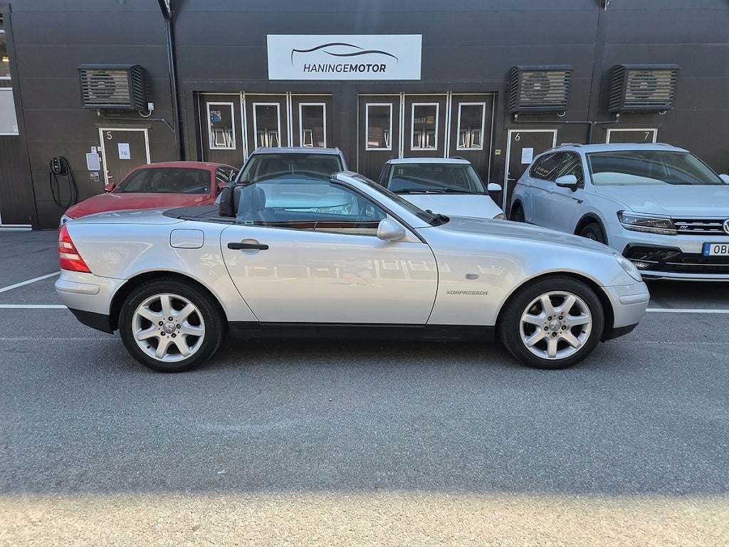 Mercedes-Benz SLK 230 Kompressor Cab låga mil Svensksåld