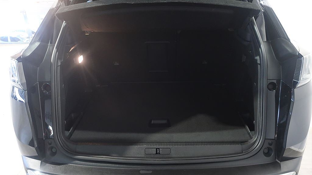 Bild på Peugeot 3008 GT 1.2 PT 130hk Aut - ELBAKLUCKA