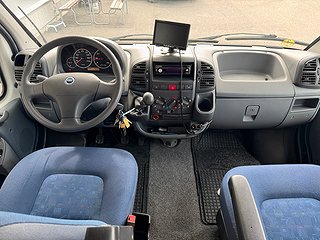 Husbil-alkov LMC Liberty 5369 2 av 20