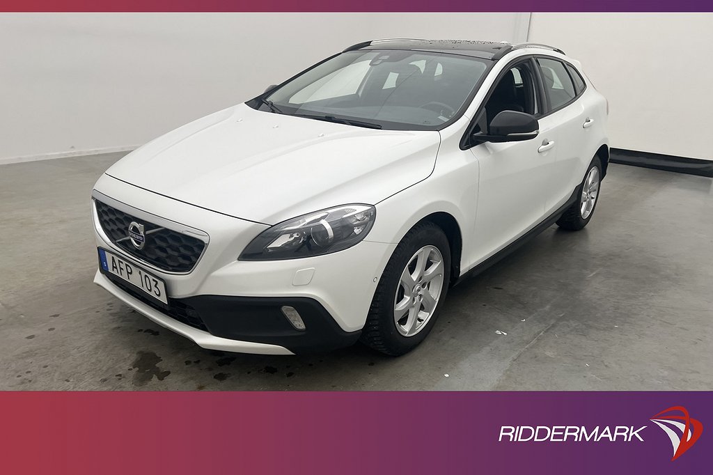 Volvo V40 Cross Country T4 AWD Momentum P-Värmare Pano Navi