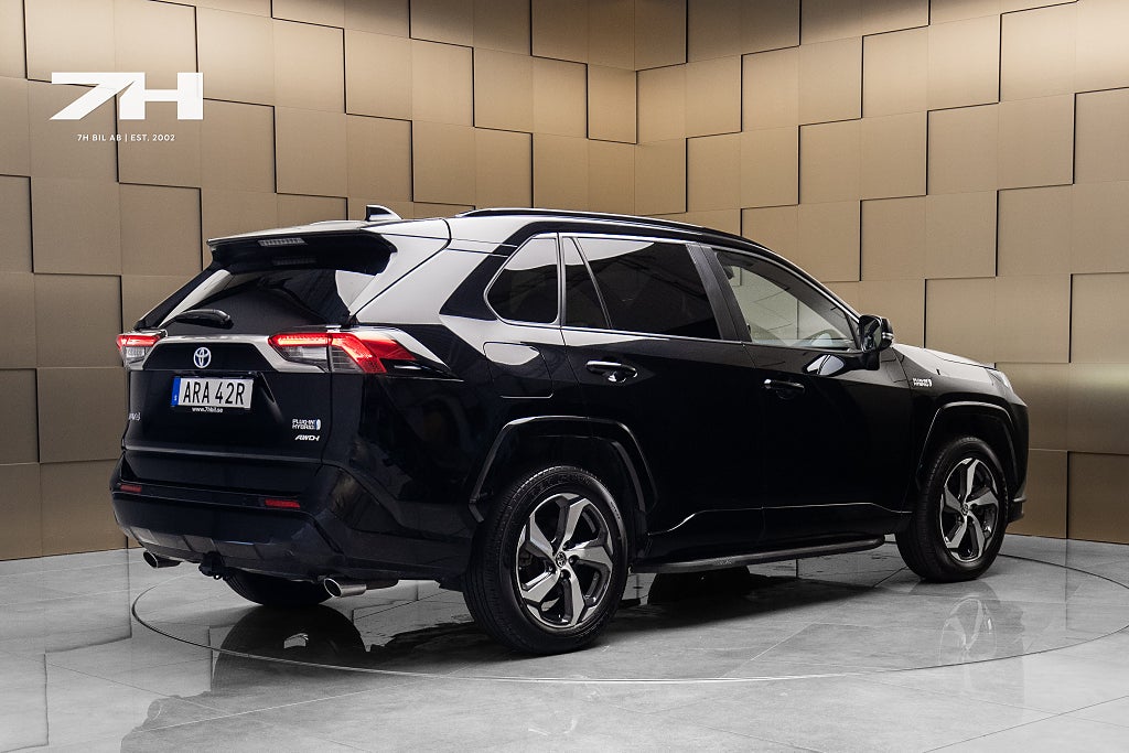 Toyota RAV4 Plug-in Hybrid E-CVT X-EDITION / JBL / Backkamera /Drag