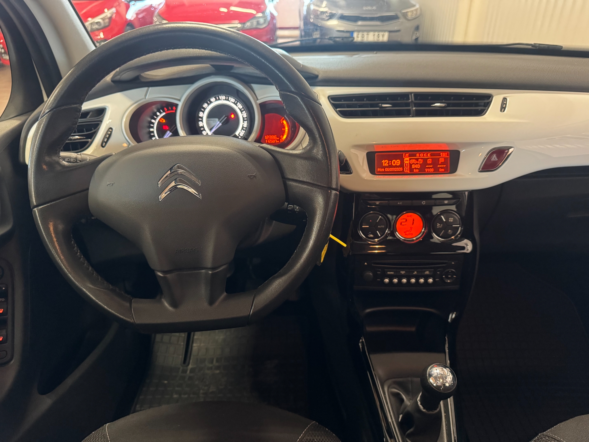 Citroen C3 1.4 HDi 2013, bild 5/37