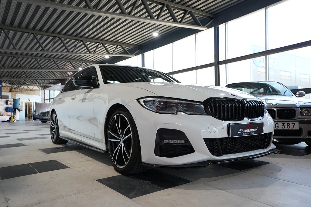 BMW 330i 2019 - miniatyr 5