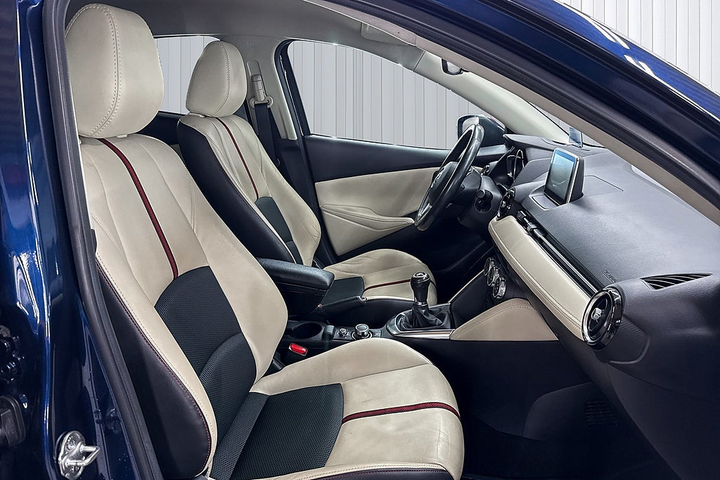 Mazda 2 2017