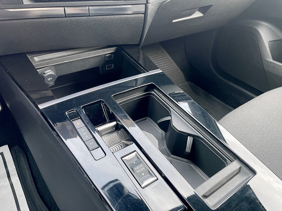 Bild på Opel Astra GS ST 1.2 PT 130hk Aut - RATTVÄRME