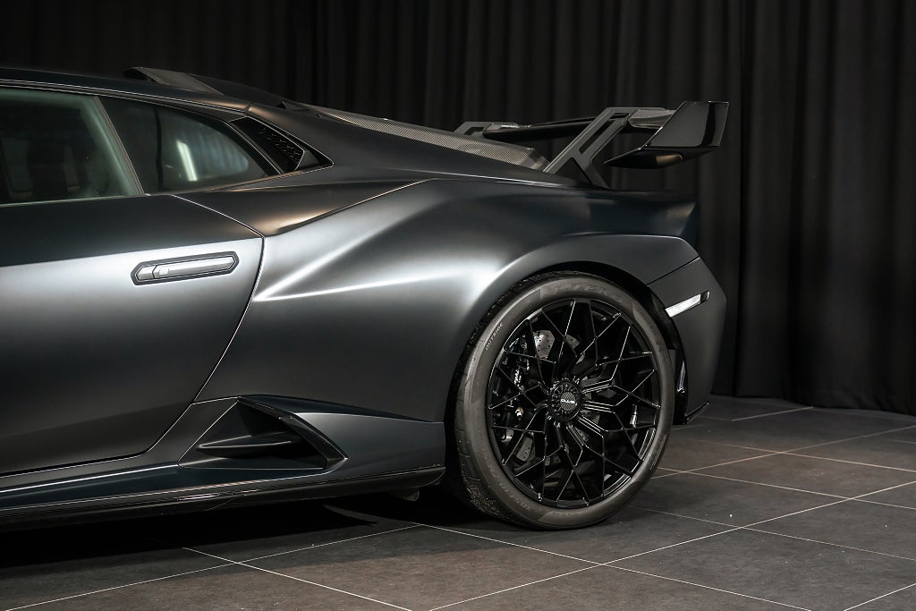 Gallery image 12 of 16